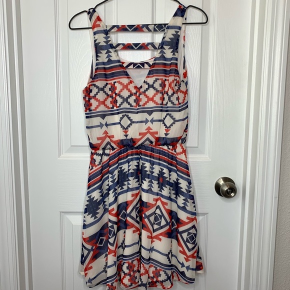 Xhilaration Dress - Picture 3 of 10